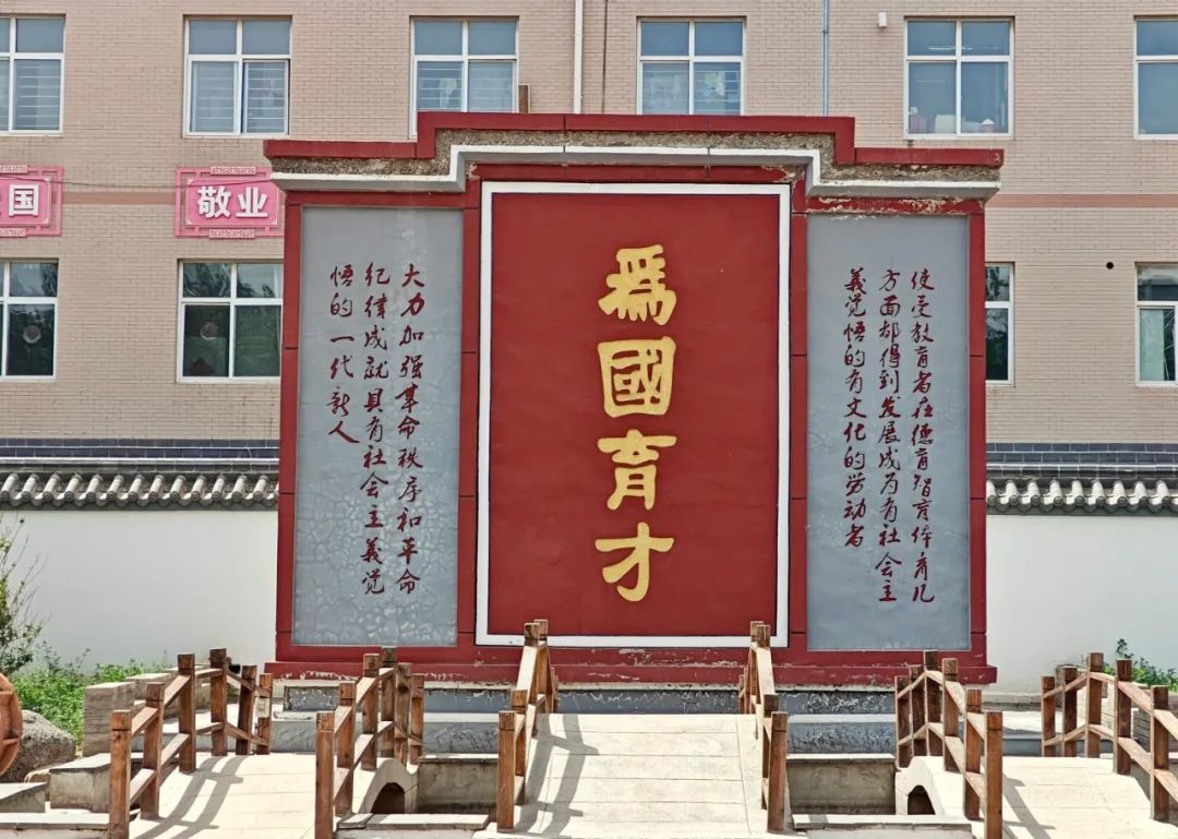 emc易倍·(中国)体育官方网站-EMC SPORTS